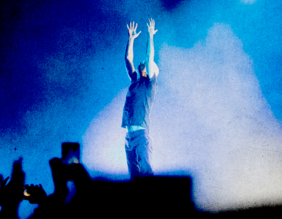 PSM LOVES SUMMER BY %100 MÜZİK: MOBY