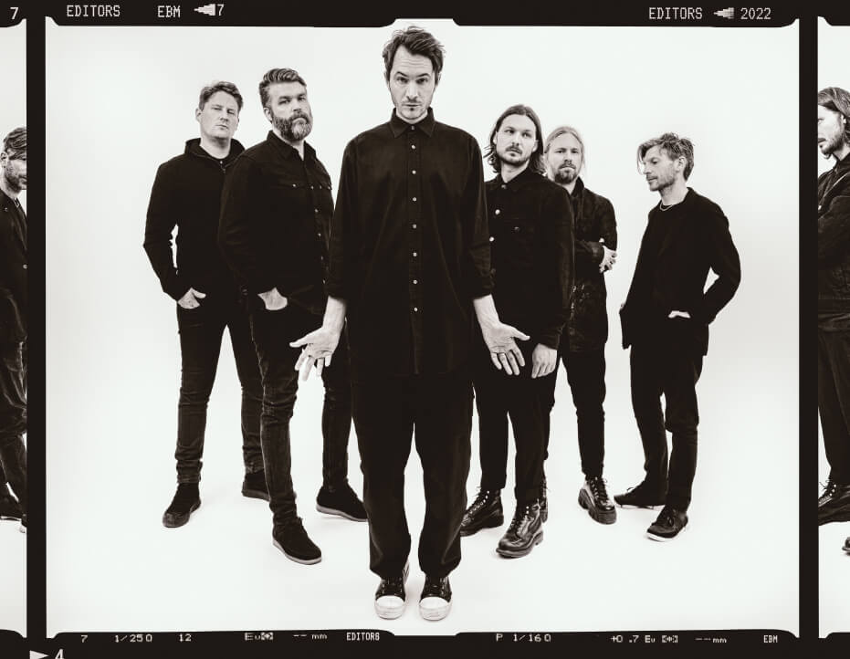EDITORS PRESENTED BY %100 MÜZİK