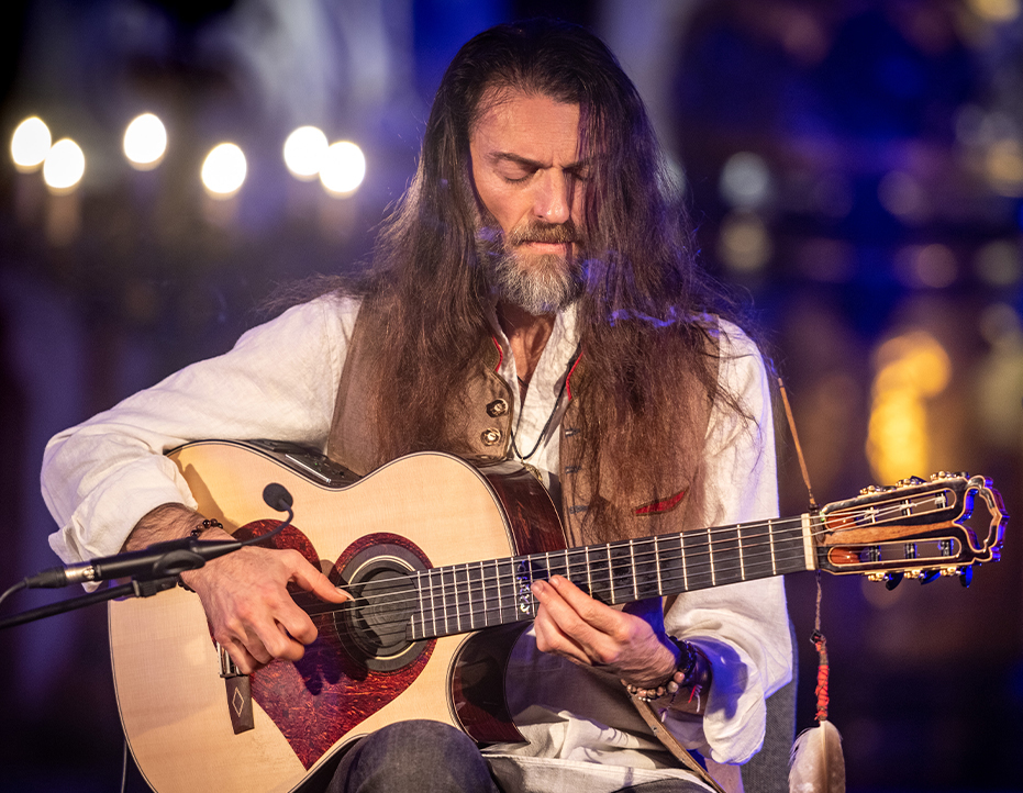 %100 MÜZİK SUNAR: ESTAS TONNE