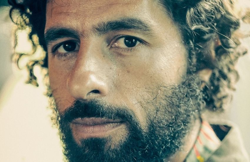JOSÉ GONZÁLEZ DİNLEMEK İÇİN BİR NEDEN ARIYORSANIZ…