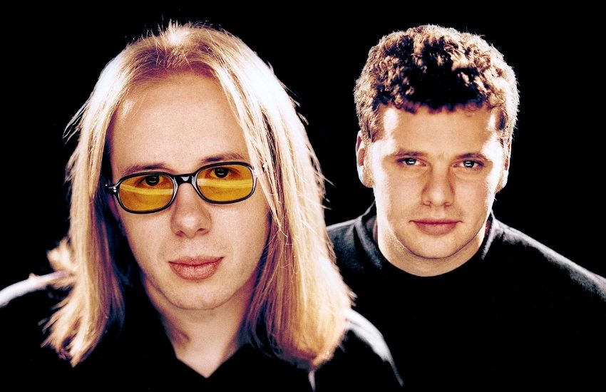 THE CHEMICAL BROTHERS: “HÂLÂ SEVDİĞİMİZ MÜZİKLERİ YAPABİLMEK EN BÜYÜK TUTKUMUZ”