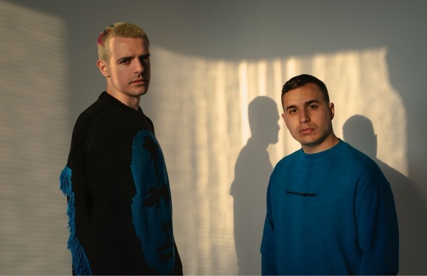 999999999: TEMPO, KAOS ve TECHNO YÜKLÜ BİR RAVE MANİFESTOSU