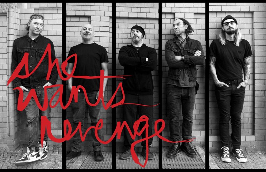 ÖZGÜN BİR SESİN İZİNDE: SHE WANTS REVENGE