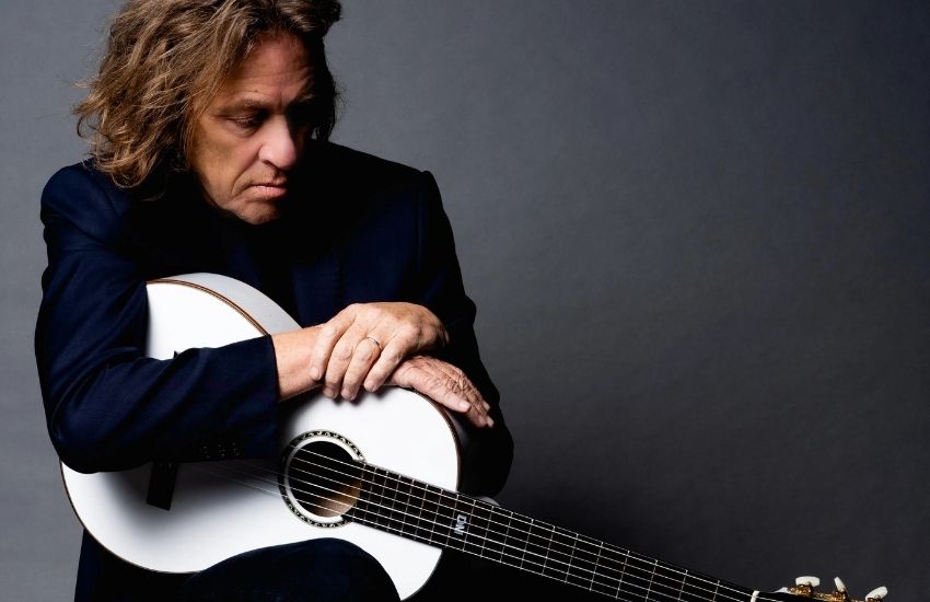 SPOTLIGHT: DOMINIC MILLER